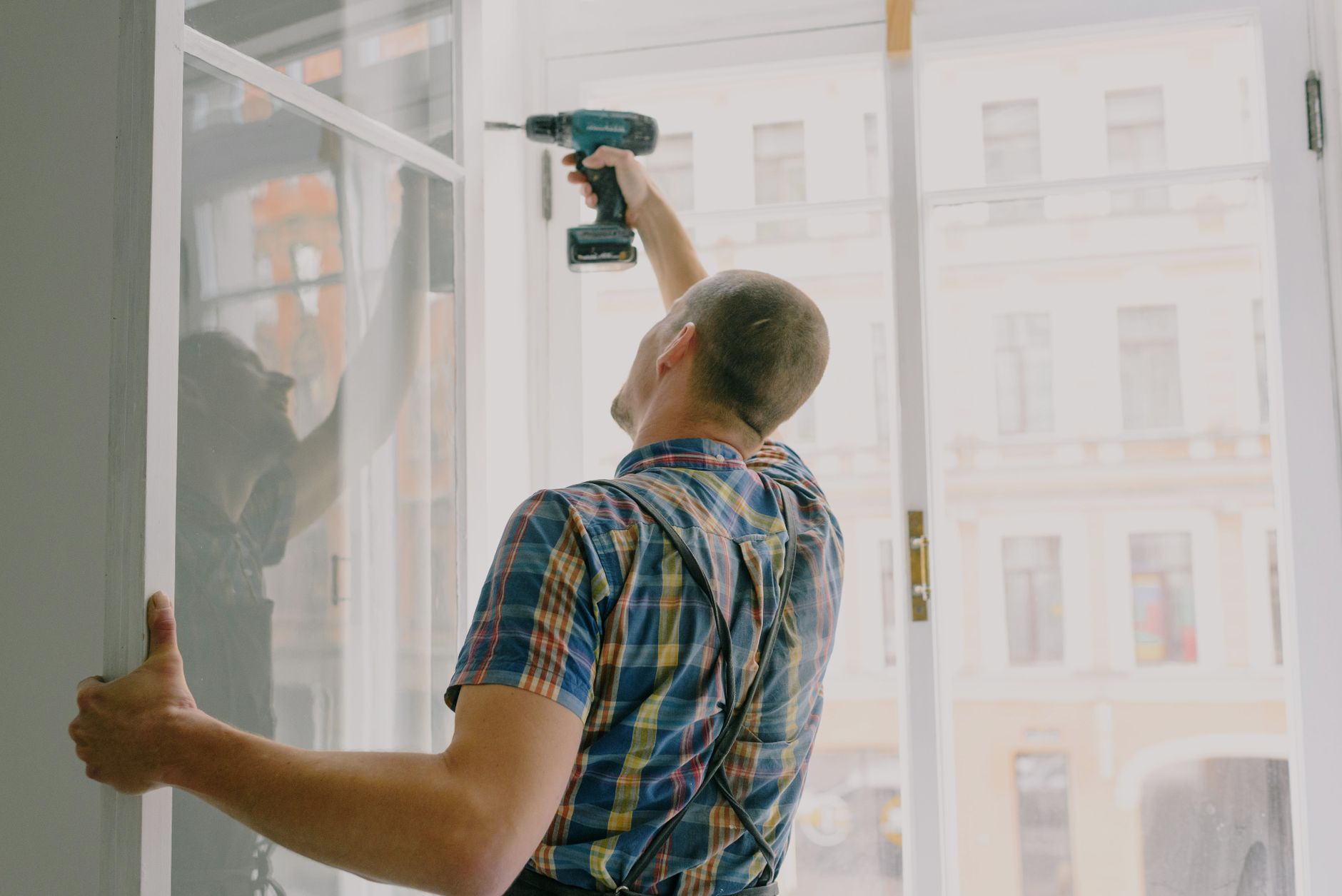 DIY window glass installation tools